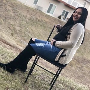 Meet your Posher, Angeni